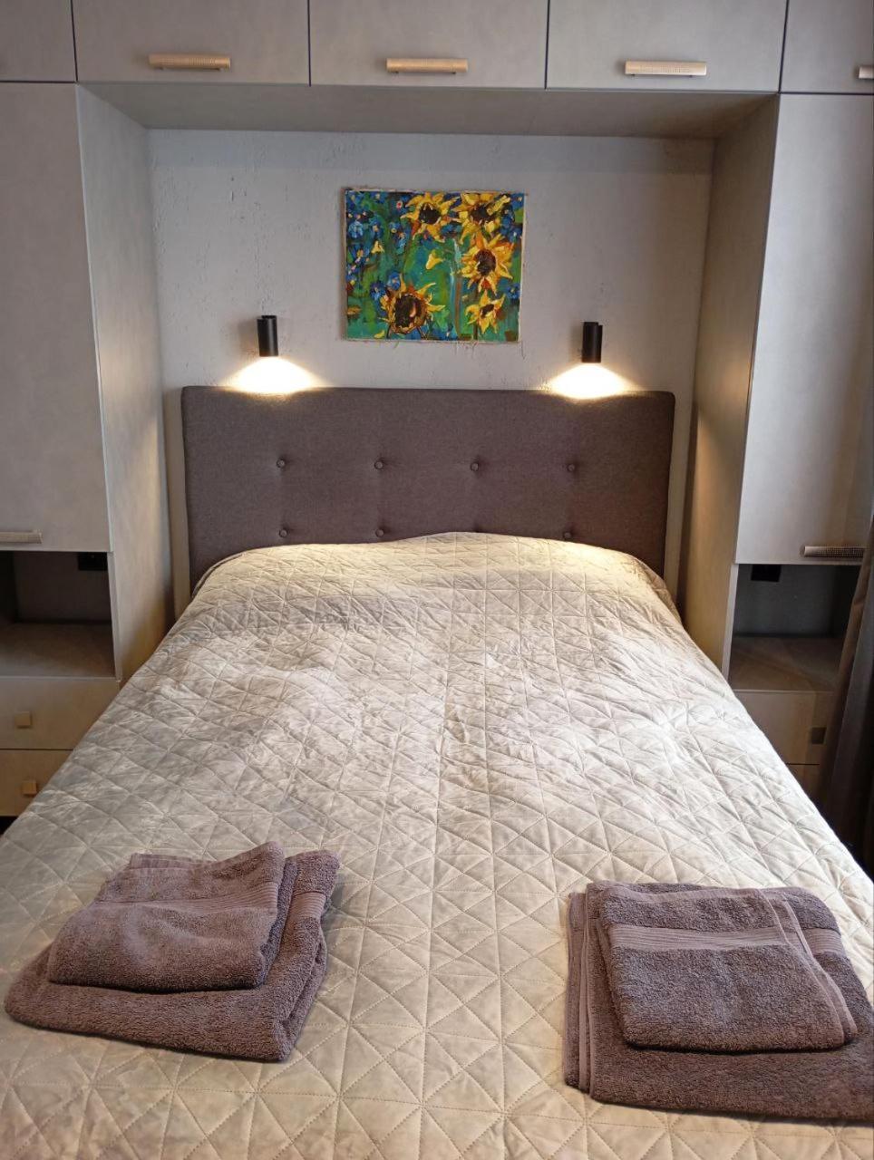 City Center Artmania Apartments คีชีเนา ภายนอก รูปภาพ